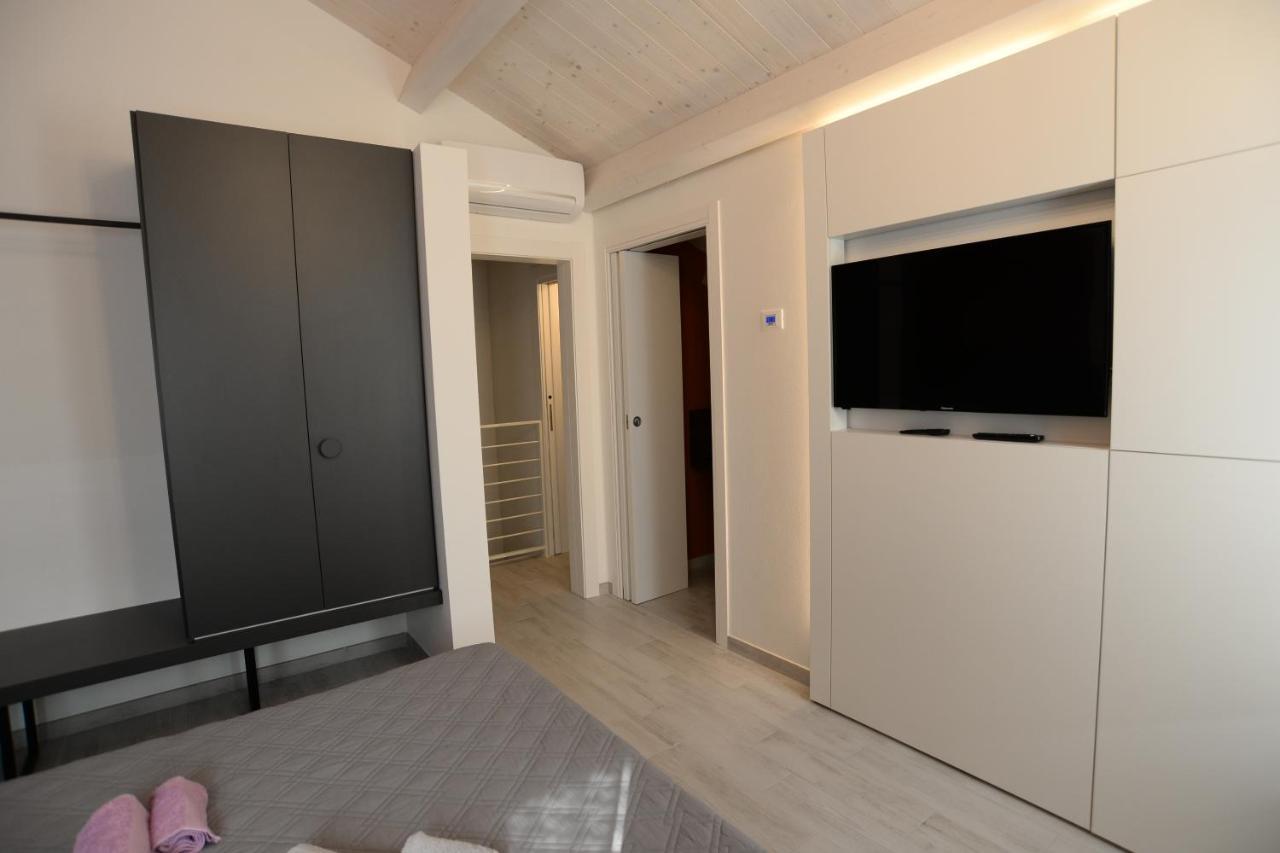 Altana Deluxe Apart Chioggia Exterior photo